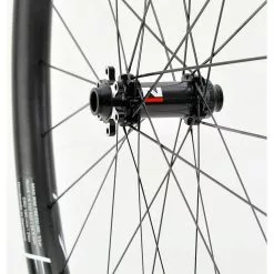 Laufradsatz Novatec Carbon Straight MCFK Carbon , Ab Ca. 1.200 Gramm -Rennrad handeln laufradsatz novatec mcfk carbon novatec naben novatec superlight disc nabe novatec disc hub novatec d772sb novatec d771sb mtb laufradsatz mtb wheelset handbuild wheelset6