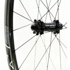 Laufradsatz Yuniper MCFK Carbon Disc, Ab Ca. 1.240 Gramm -Rennrad handeln laufradsatz yuniper mcfk road disc road disc wheels road disc carbon wheels yuniper hubs with mcfk rims yuniper disc straight naben yuniper laufradsatz yuniper disc hubs handbuild wheelset5