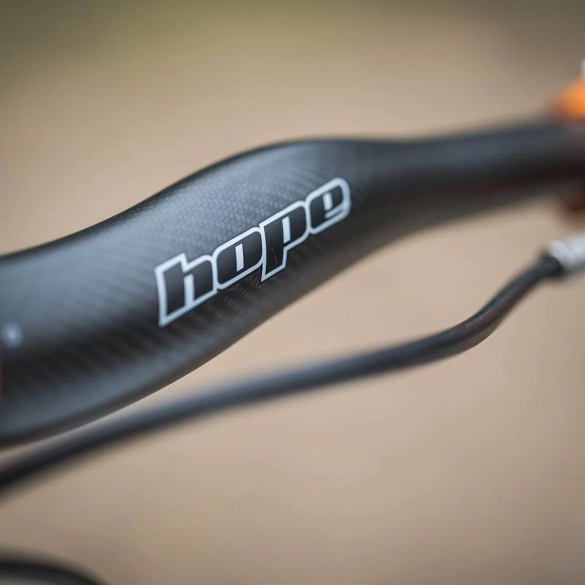 MTB Lenker Hope Carbon, Ø 35 Mm 4 MTB Lenker Hope Carbon, Ø 35 Mm – Bild 2