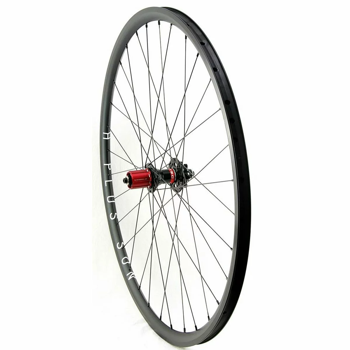 Criterium Laufradsatz Novatec Archetype Disc, Ca. 1.650 Gramm 7 Criterium Laufradsatz Novatec Archetype Disc, Ca. 1.650 Gramm – Bild 5