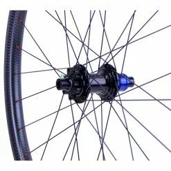 Laufradsatz Tune - Bike Ahead The Rim 28 Carbon. Ab Ca. 1.300 Gramm -Rennrad handeln tune bike ahead the rim 28 bike ahead the rim bike ahead carbon rim tune wheelset bike ahead carbonfelge tune kingkong tune kong4