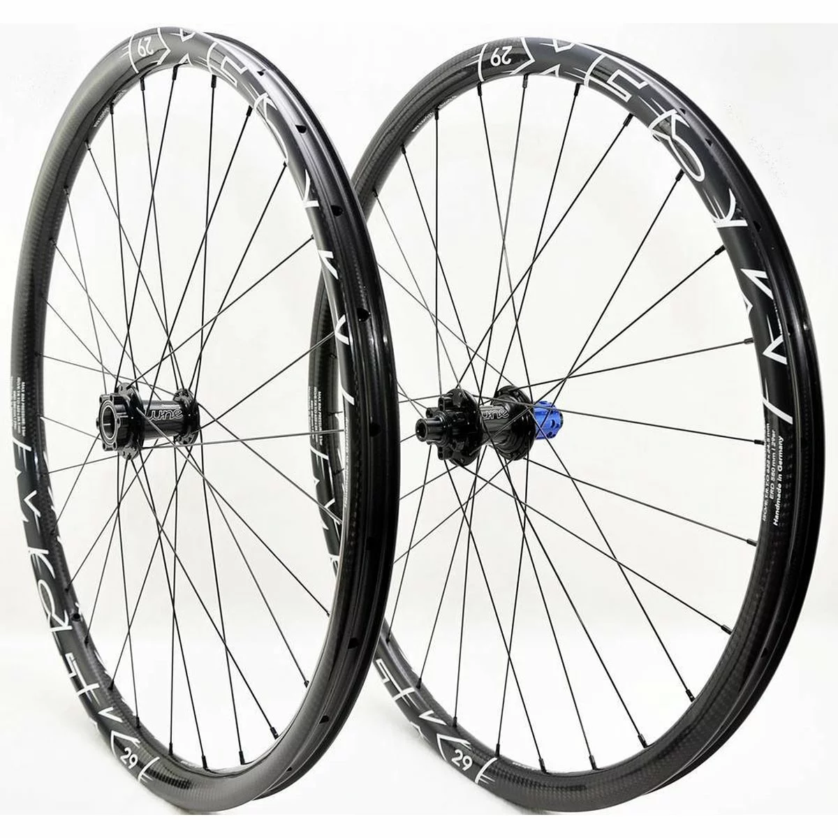 Laufradsatz Tune - MCFK, Ab Ca. 1.240 Gramm 3 Laufradsatz Tune - MCFK, Ab Ca. 1.240 Gramm