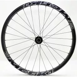 Laufradsatz Tune - MCFK, Ab Ca. 1.240 Gramm 9 Laufradsatz Tune - MCFK, Ab Ca. 1.240 Gramm -Rennrad handeln tune mcfk mcfk carbon clincher mcfk carbonfelge mcfk laufradsatz mtb carbonwheels tune king tune kong2