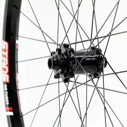 Laufradsatz Yuniper Flow MK3, Ab Ca. 1.550 Gramm -Rennrad handeln yuniper flow mk3 straightpull notubes flow mk3 felge notubes rim yuniper trailrider mk3 laufradsatz5